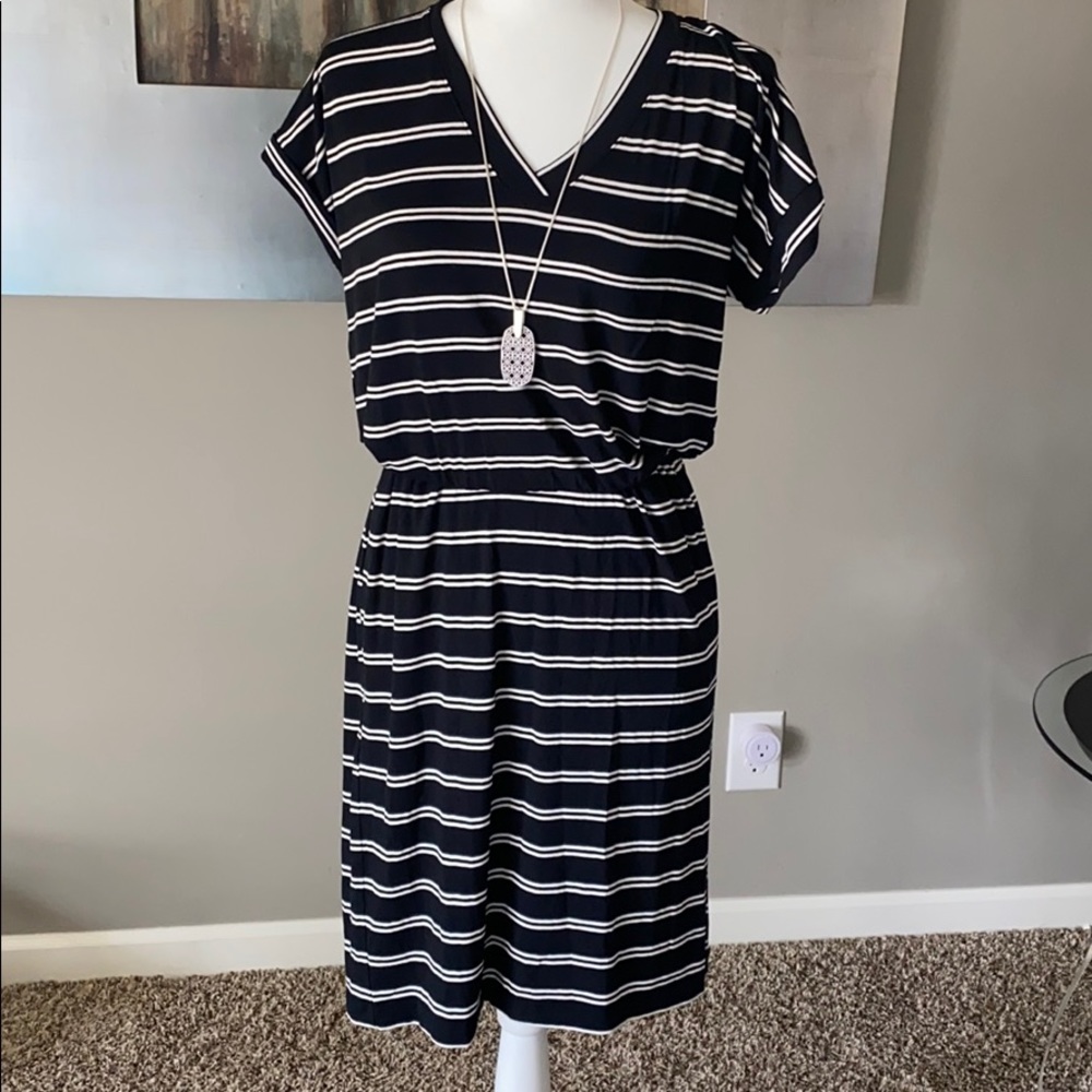 NWT Banana Republic Outlet T Shirt Dress w Pockets